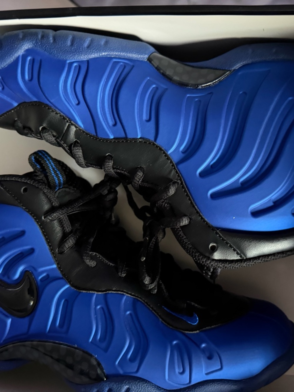 Nike youth 6.5 blue Foamposite Athletic Shoes